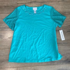 NWT short sleeve top